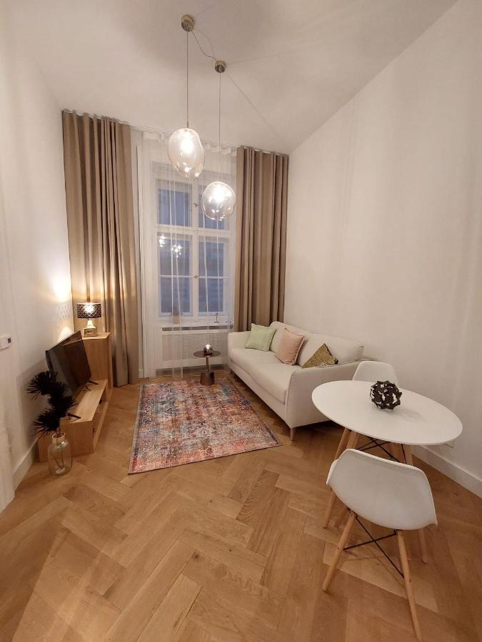 Luxury Apartment In The Centre Praha Eksteriør bilde